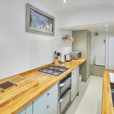 סקארבורו Host & Stay - 1 Coastguard Cottages מראה חיצוני תמונה