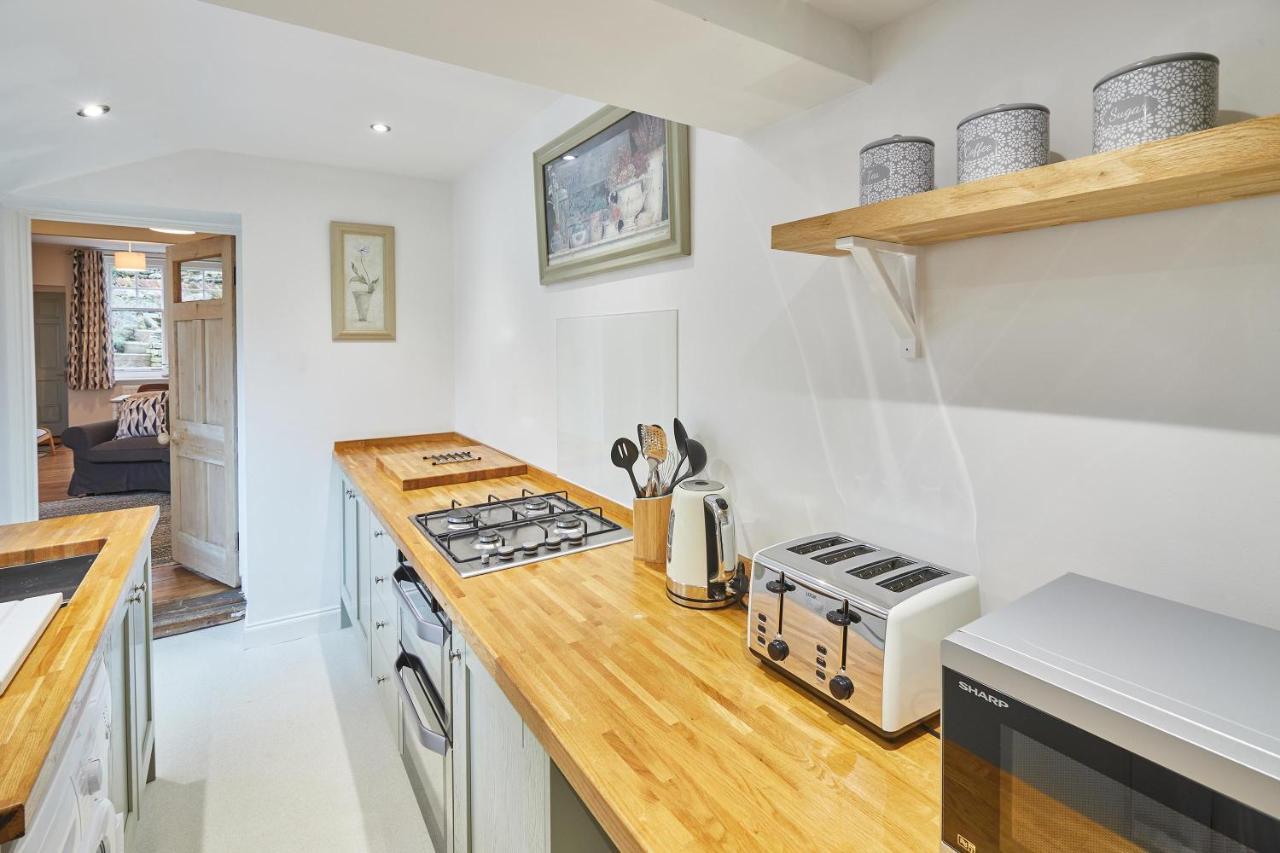 סקארבורו Host & Stay - 1 Coastguard Cottages מראה חיצוני תמונה