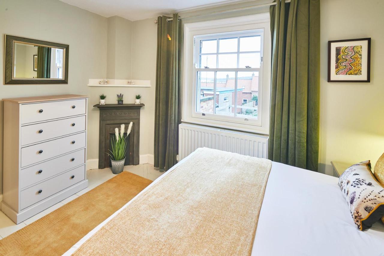 סקארבורו Host & Stay - 1 Coastguard Cottages מראה חיצוני תמונה