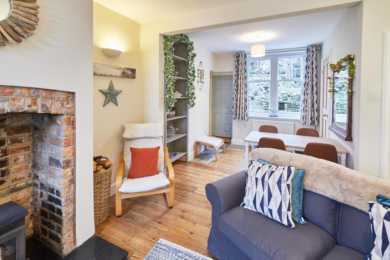 סקארבורו Host & Stay - 1 Coastguard Cottages מראה חיצוני תמונה