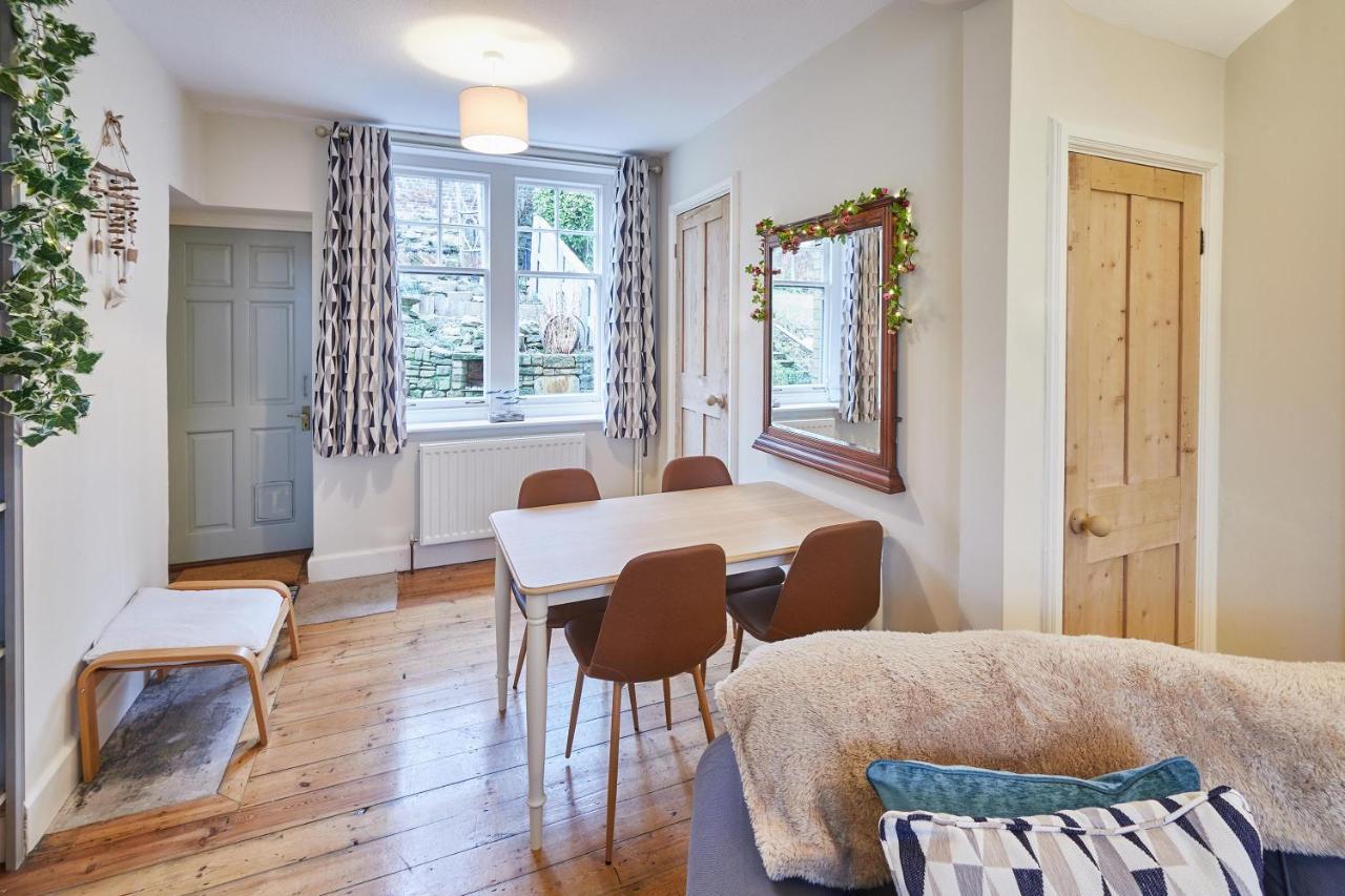 סקארבורו Host & Stay - 1 Coastguard Cottages מראה חיצוני תמונה